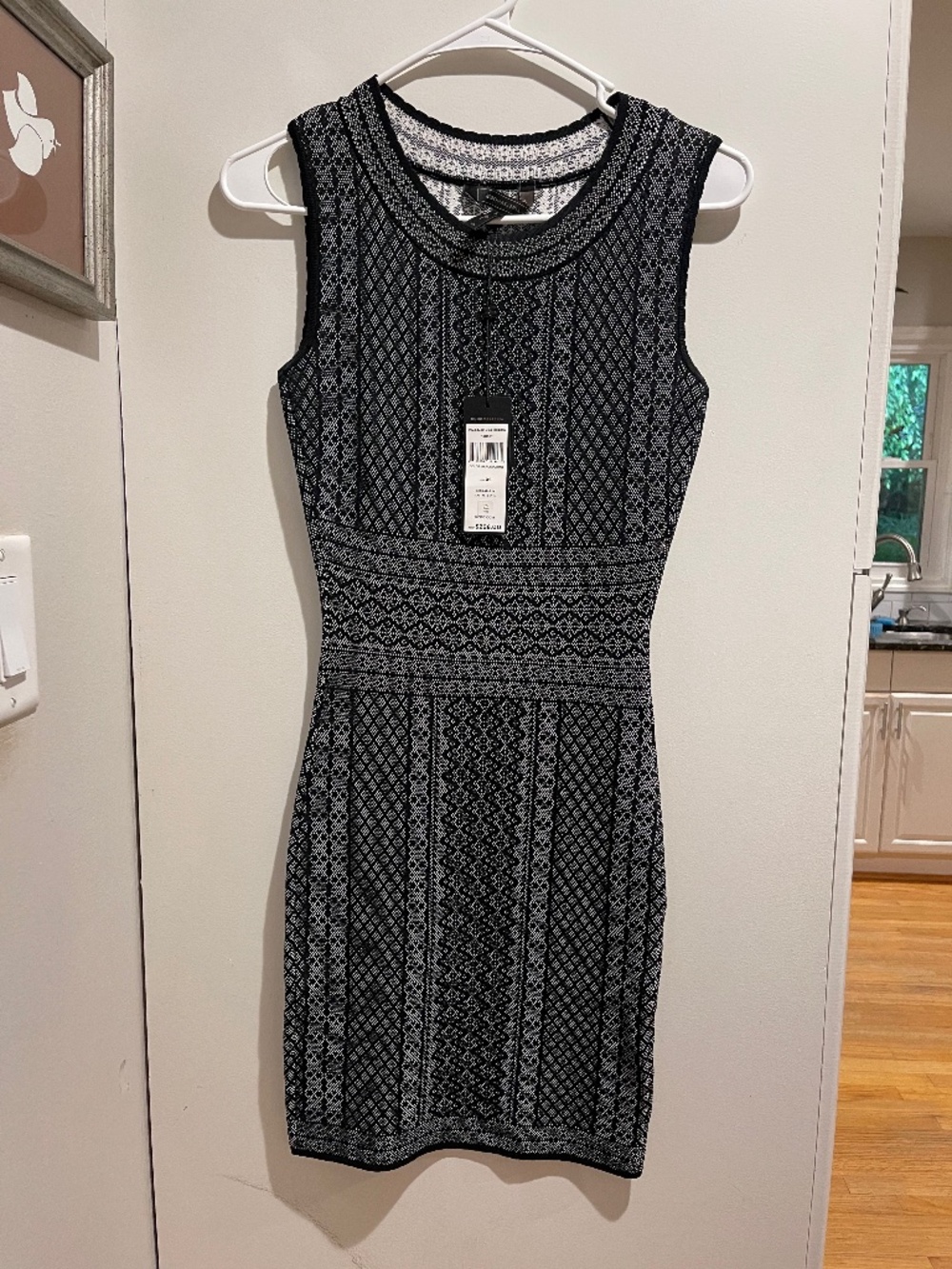 NWT BCBG MAXAZRIA Dress Women’s XS Jose Geometric Bodycon Above Knee Sleeveless